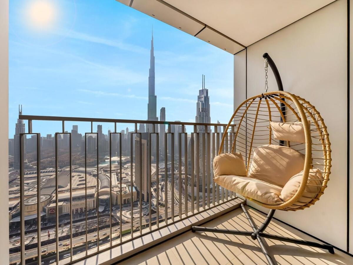 Royal Vista At Downtown Views Ii - Downtown & Burj Khalifa Views - Brand New Luxury 4br Dubaï