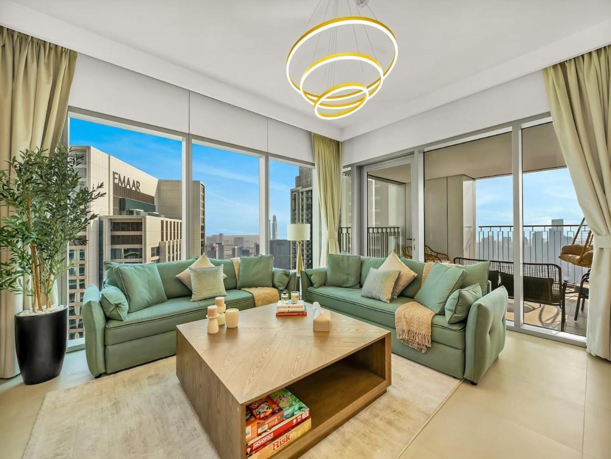Royal Vista At Downtown Views Ii - Downtown & Burj Khalifa Views - Brand New Luxury 4br Dubaï